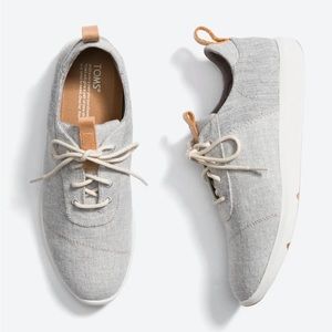 TOMS Cabrillo Canvas Lace Up Sneakers NWOT